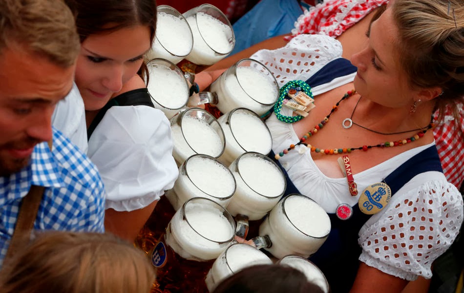 69 Oktoberfest Frisuren und Anleitungen- für ein unvergessliches Wiesn Erlebnis