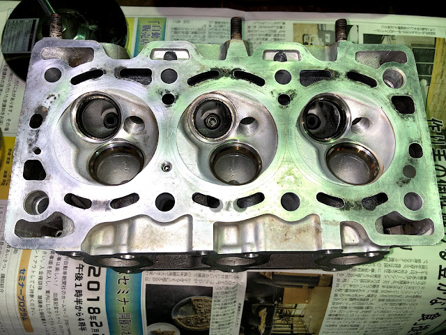 JA11 F6Aシリンダーヘッドメンテナンス