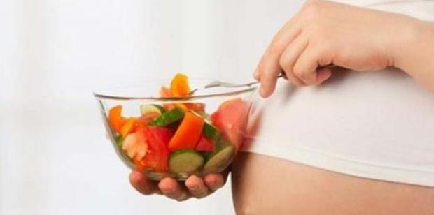 أهم المشروبات الممنوعة للحوامل أهم المشروبات الممنوعة للحوامل