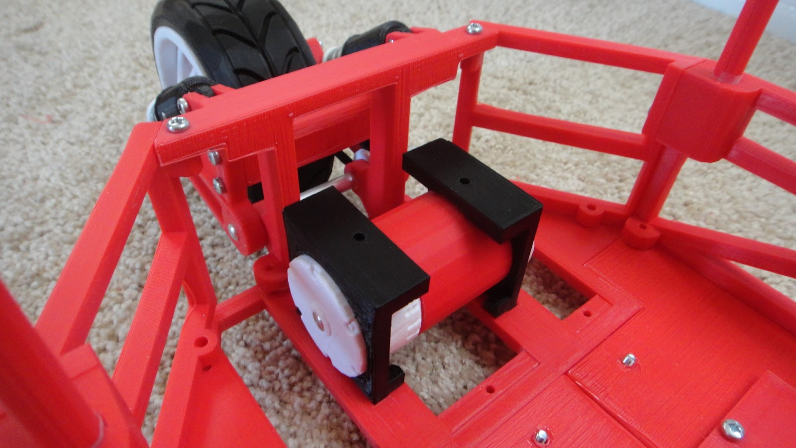 The Tinkers 1/6th Scale Makerbot Electric Car Model Is Rolling