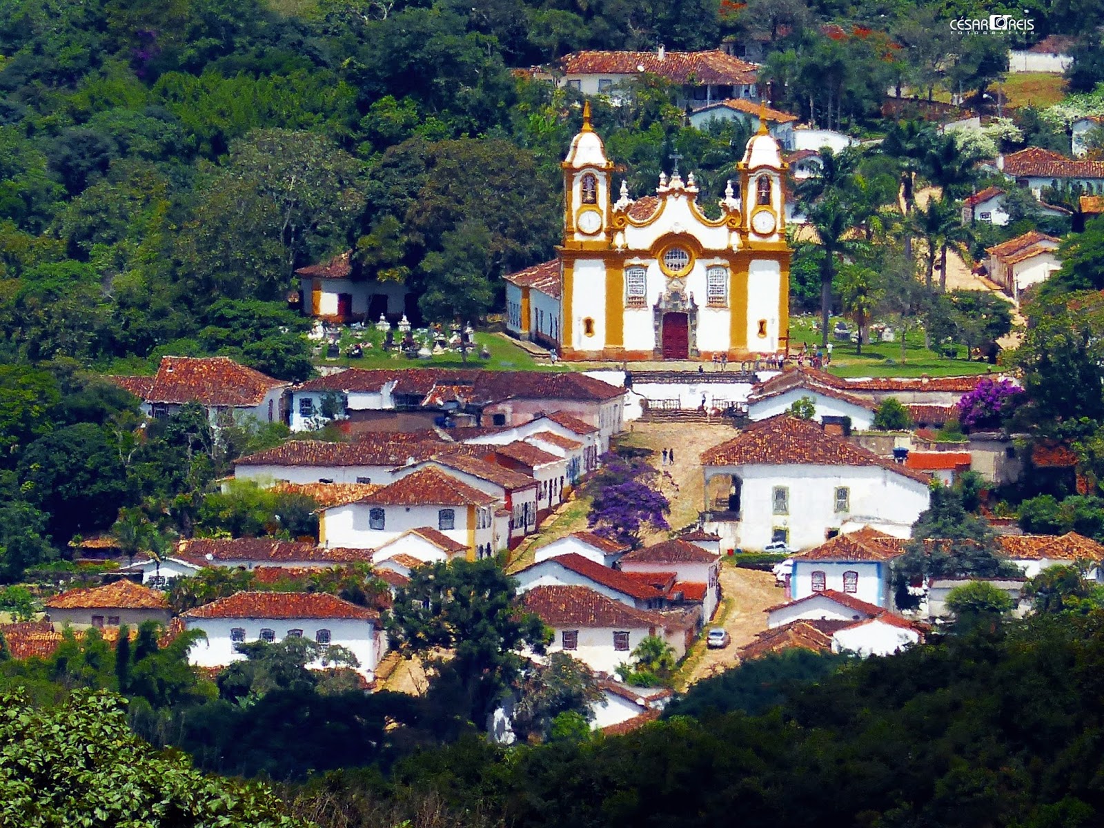 Passeie conosco pelos pontos turísticos de Tiradentes Conheça Minas