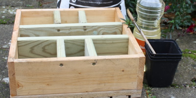 STØB DINE EGNE POTTER – HAVEFOLKET