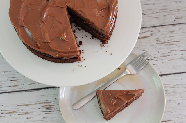 Easy-peasy chocolate orange fudge cake