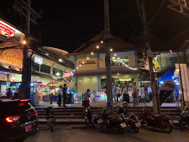 Mercados Nocturnos (Nigth Bazar) de Chiang Mai - Tailândia 