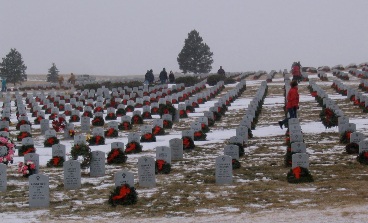 The Official Bismarck AMVETS Post 9 website Wreaths Across America at