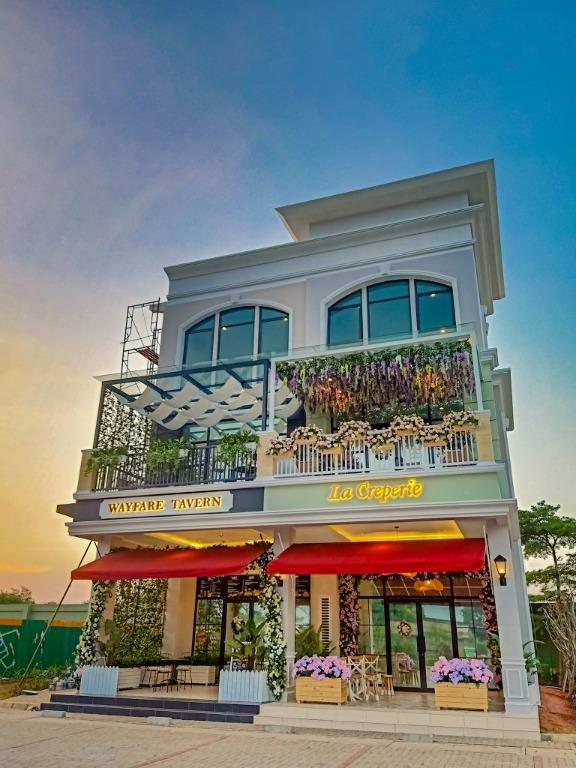 Wisteria Keppel Land