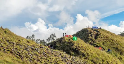 Plawangan Senaru Crater Rim 2641 meters Mount Rinjani