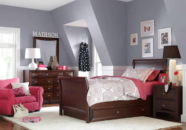 design ideas for a teenage girl's bedroom