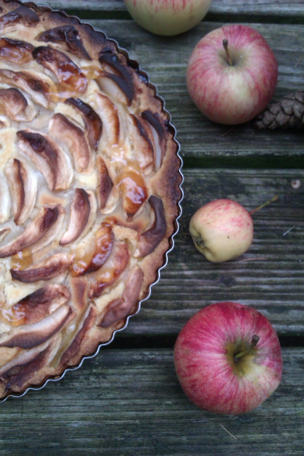 Frau Frieda: Apfel-Marzipan-Tarte Frau Frieda: Apfel-Marzipan-Tarte