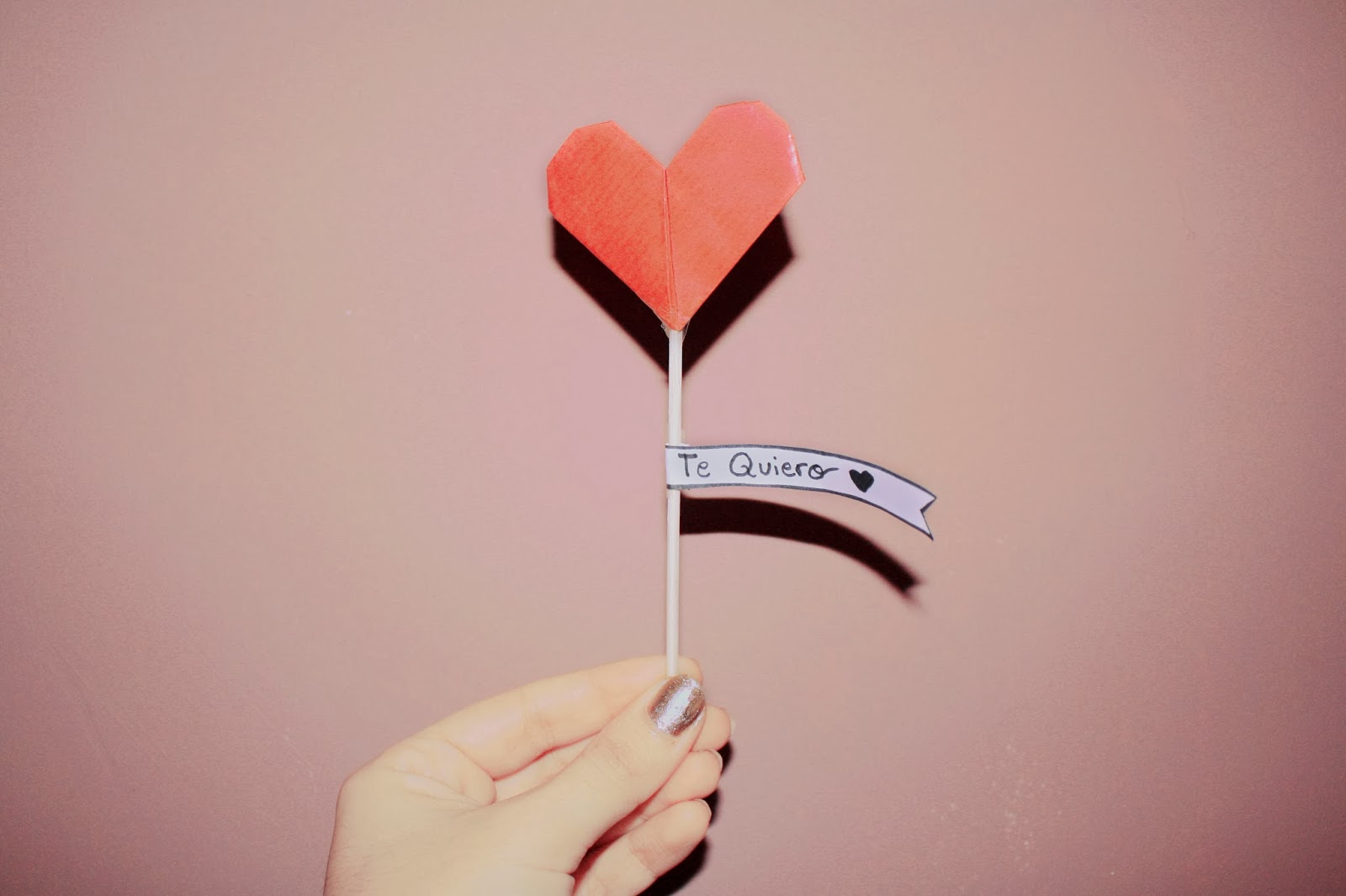 Manualidad fácil y rápida para San Valentín: Paleta de corazón