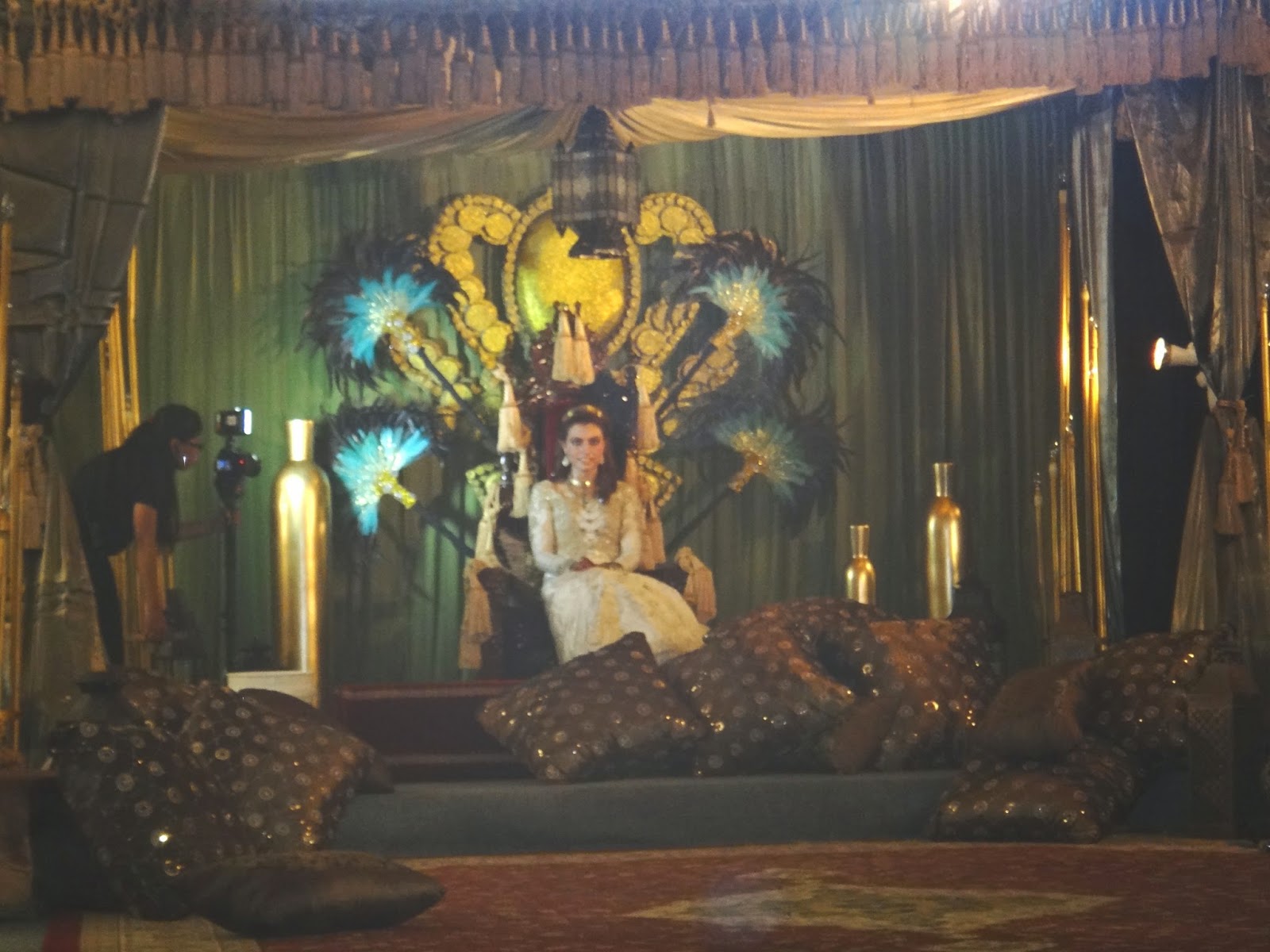 Layla's Library: May 2014