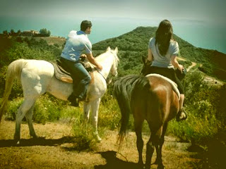 10897108_929059433780216_714512866318982