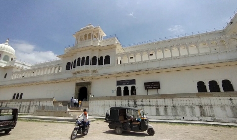 Fateh-prakash-Palace-Chittorgarh