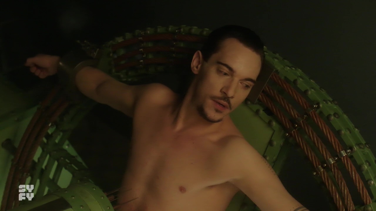 Jonathan Rhys Meyers shirtless in Dracula 1-08 "Come To Die" .
