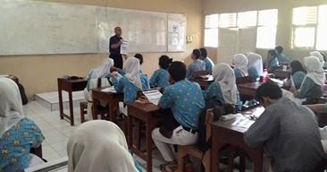 Latihan Soal Ppkn Kelas 7 Smp Mts Semester 2 Bab 6 Daerah Dalam Kerangka Negara Kesatuan Republik Indonesia Part Ii Ahzaa Net