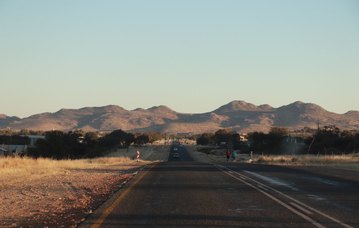Вшестером по Намибии на джипах в пандемию