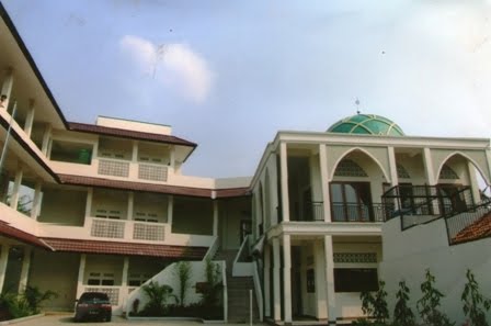 SMK Nusantara / Ponpes Yatim AT TAUFIQ, JAKARTA BARAT, DKI JAKARTA, INDONESIA