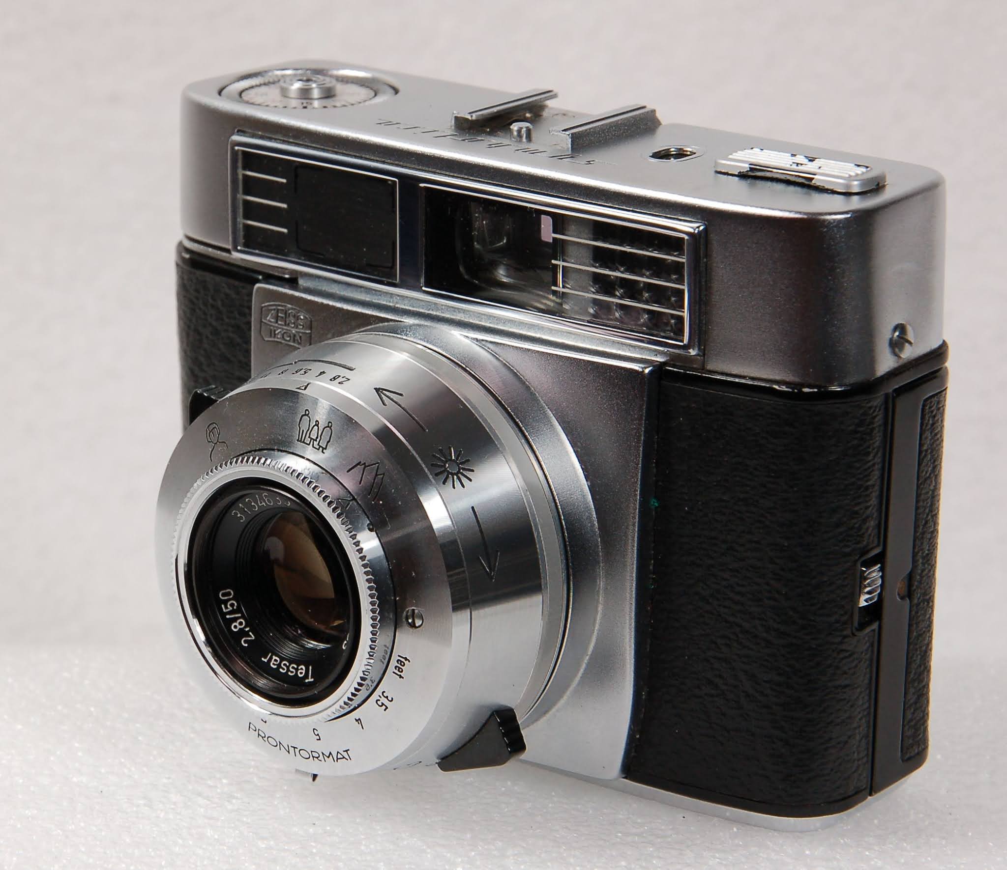 Random Camera Blog Zeiss Ikon Symbolica