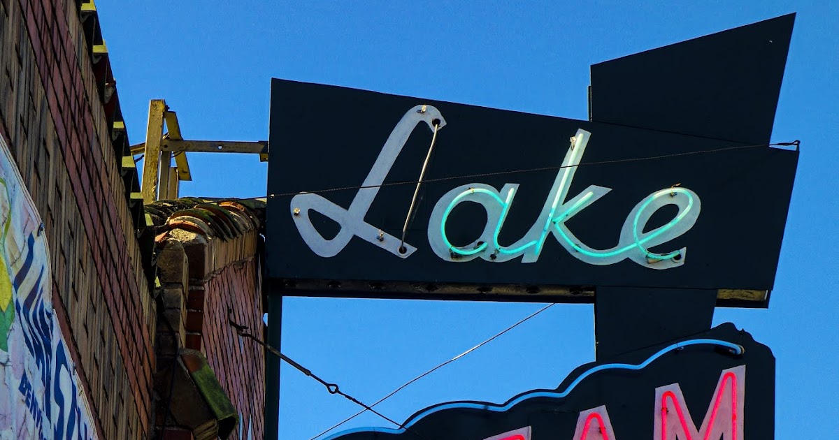 Lake Steam Baths in Denver, Colorado