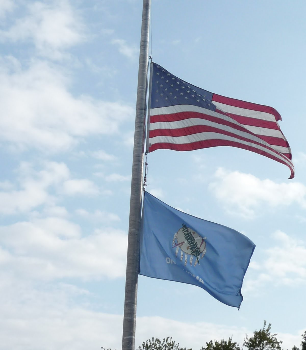 Governor orders flags to halfstaff in remembrance of Dr. Tom Coburn