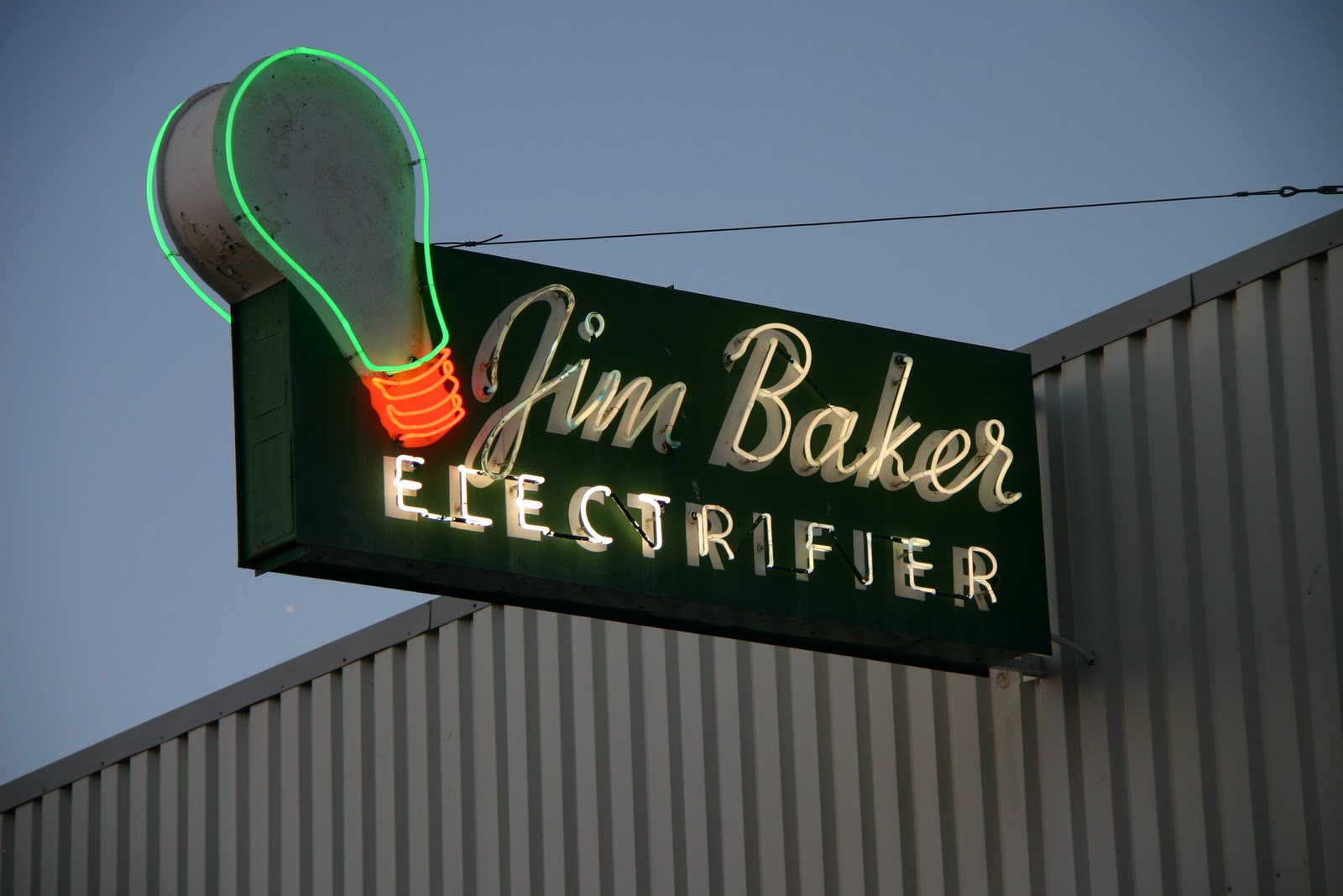 Hot 2 Learn Bakersfield's History Glows in Neon