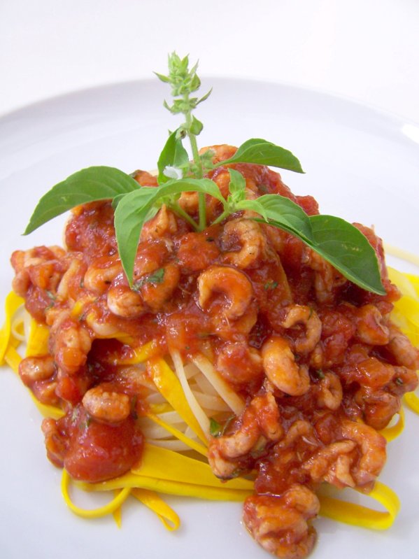 Lecker Bentos und mehr Tomatige Krabben mit ZucchiniNudeln