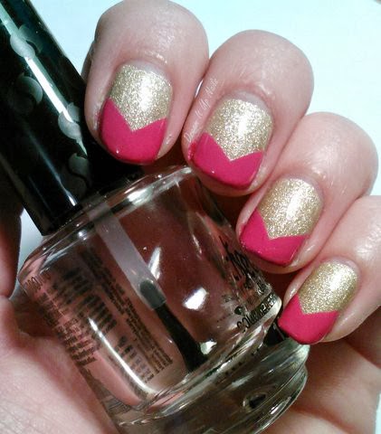 Dream It Up Nails: Pink/Gold Chevron Tips