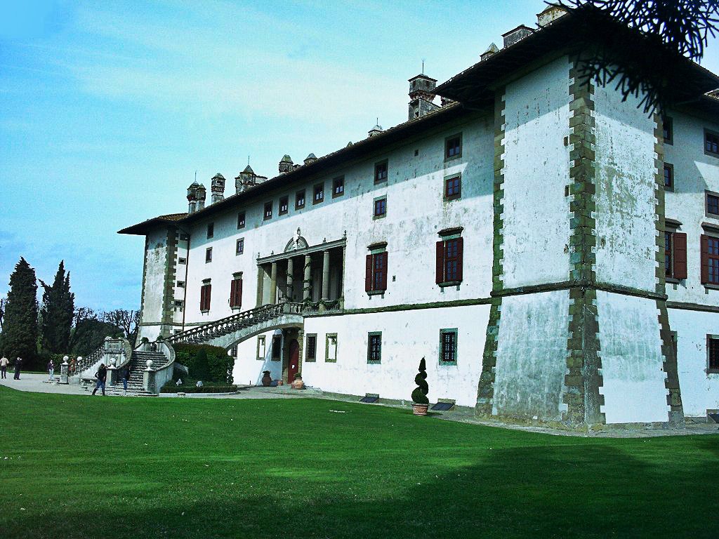 villa medici 100 camini artimino