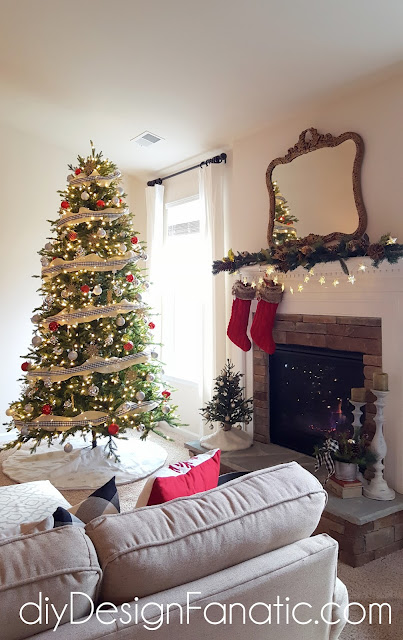 Christmas, Christmas tree, Christmas mantel, Christmas decorations, cottage, cottage style, farmhouse, farmhouse style, diyDesignFanatic.com