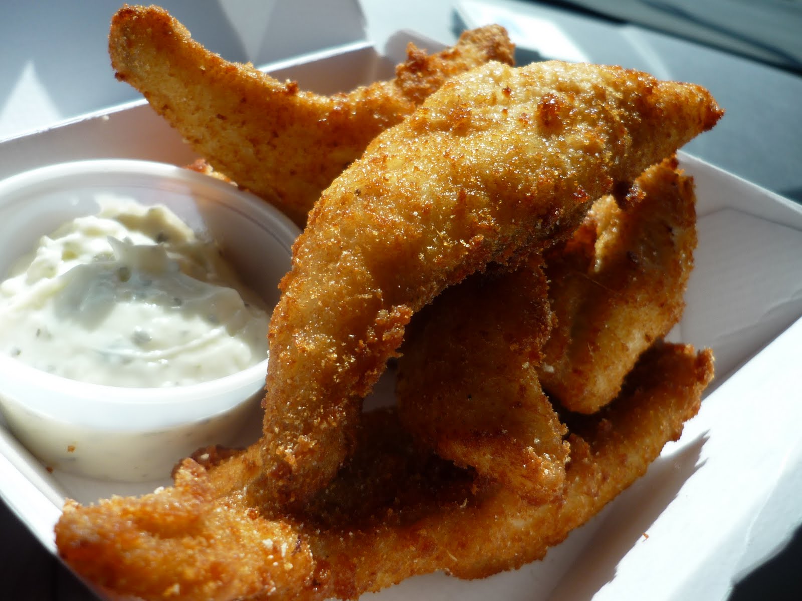 Smokin' Chokin' and Chowing with the King Johnson's Fish & Shrimp