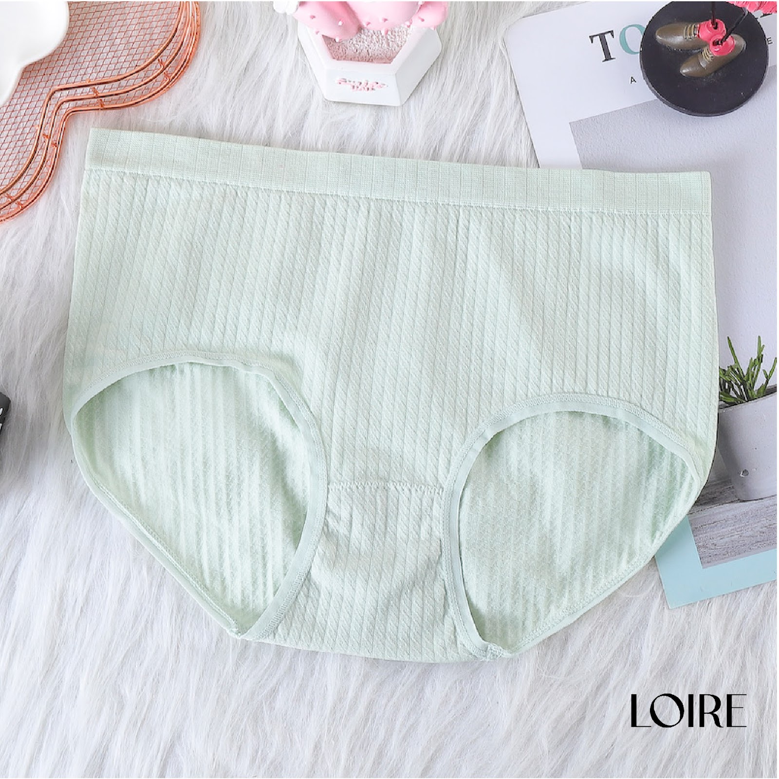 QUẦN LÓT COTTON BÔNG MỊN CO GIÃN 4 CHIỀU VIỀN MẢNH QL10 CHÍNH HÃNG LOIRÉ