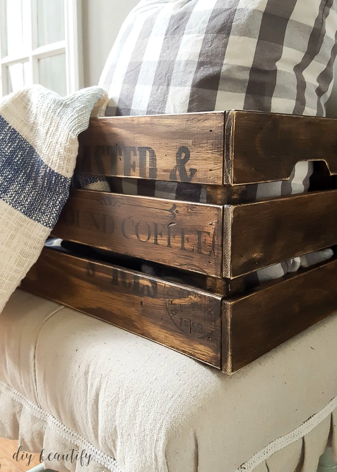 How to Antique a New Wood Crate (Hiding in Plain Sight) DIY beautify