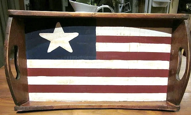 Wooden American Flag Tray