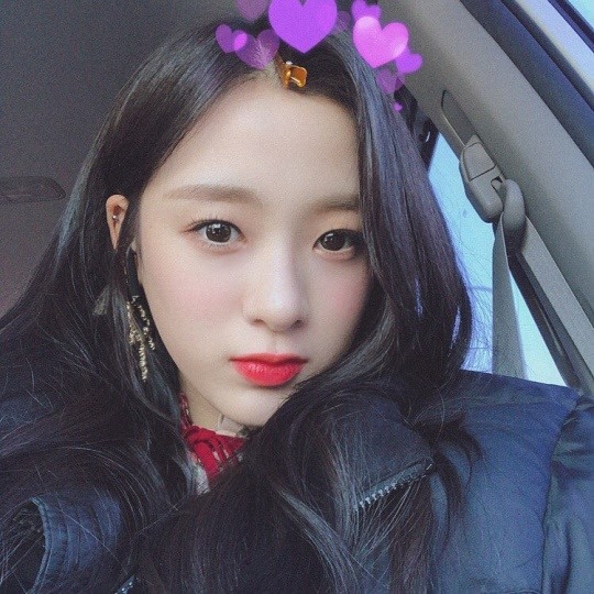 헤어스타일 바꾼거보면 곧 컴백하는거 같은 에이프릴 | 인스티즈