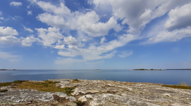 lingonberryhouse, merellä, at sea, viivi, vene, boat, nature, luonto, saaristo, Finnish archipelago, fortune 20