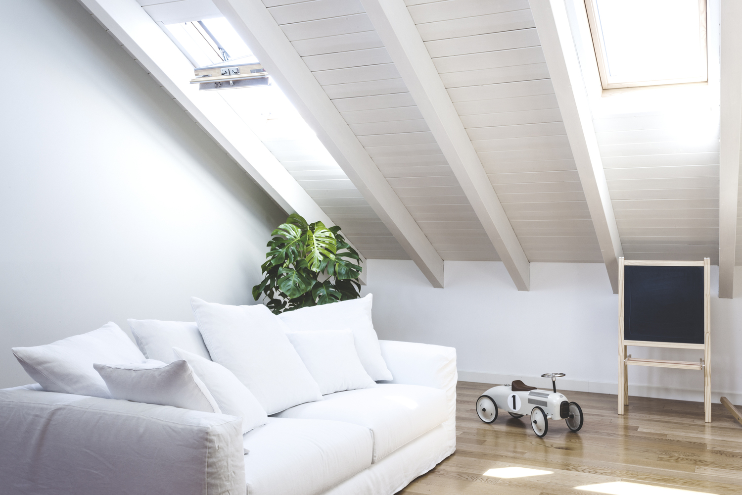 Marzua: Emme Elle Apartment por Archiplanstudio