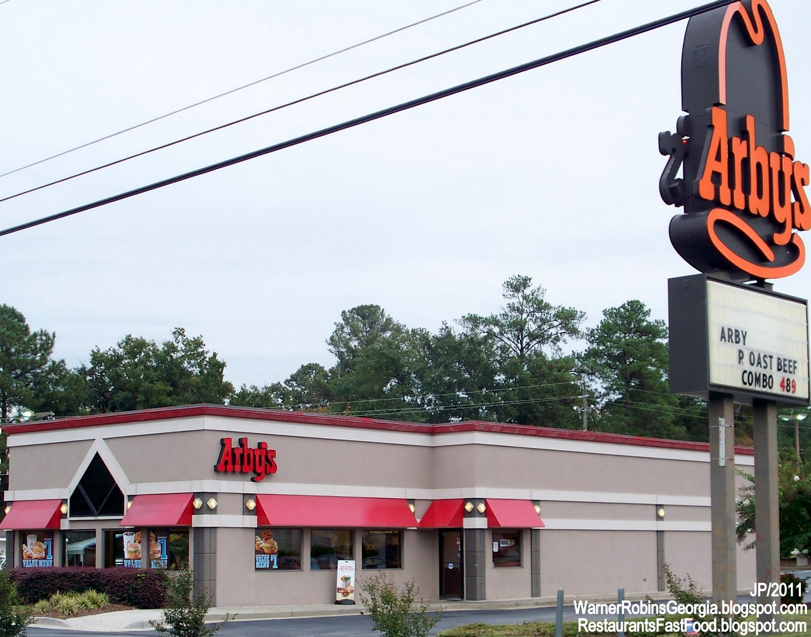 Warner Robins Georgia Air Force Base Houston Restaurant Bank Attorney Hospital Dept Store Hotel Ga Arby S Warner Robins Georgia Watson Blvd Arby S Roast Beef Sandwich Fast Food Restaurant Warner Robins Ga