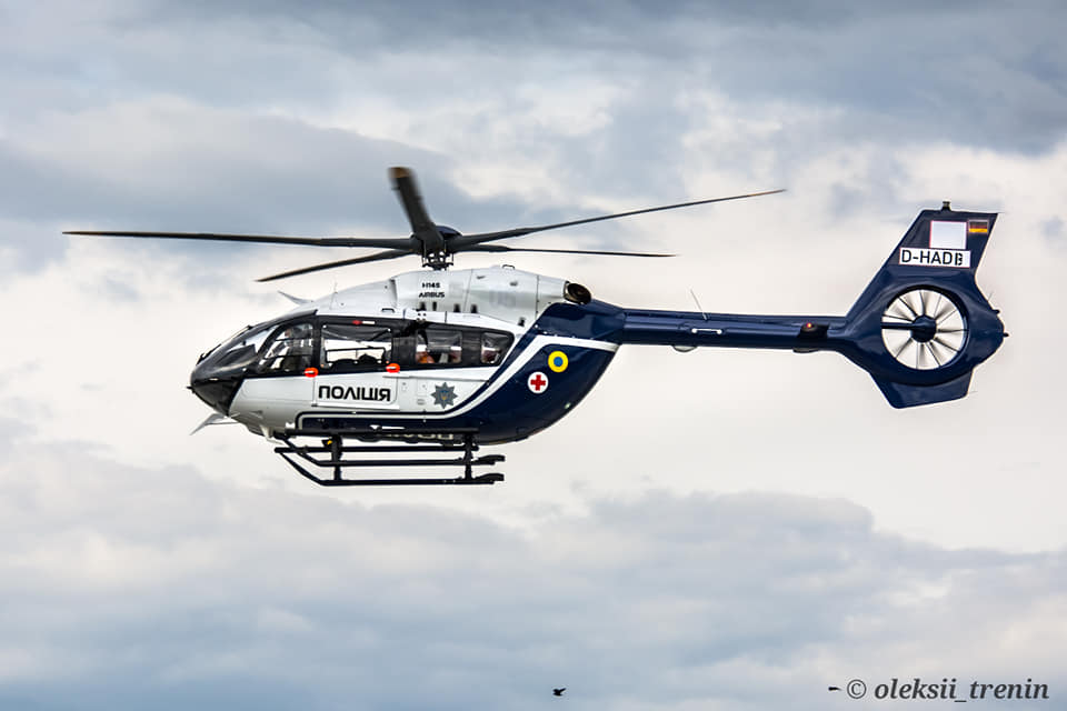В Україну прибув п'ятий гелікоптер H145 для поліції