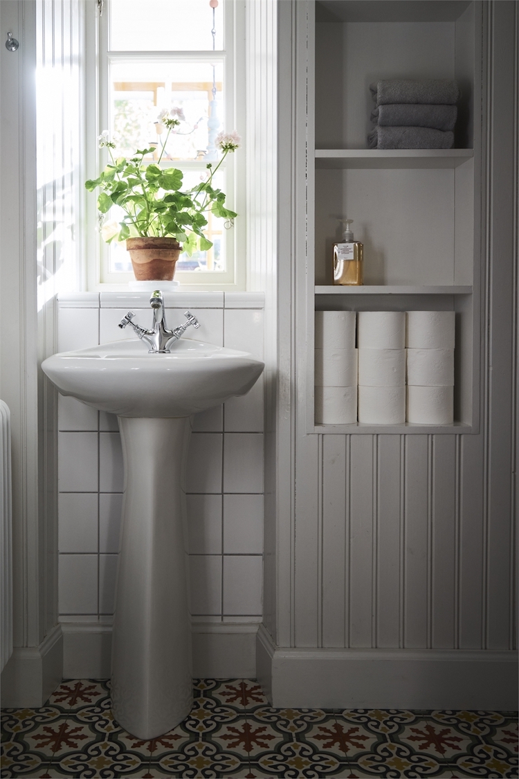 Quizmaster Trivia Drink While You Think