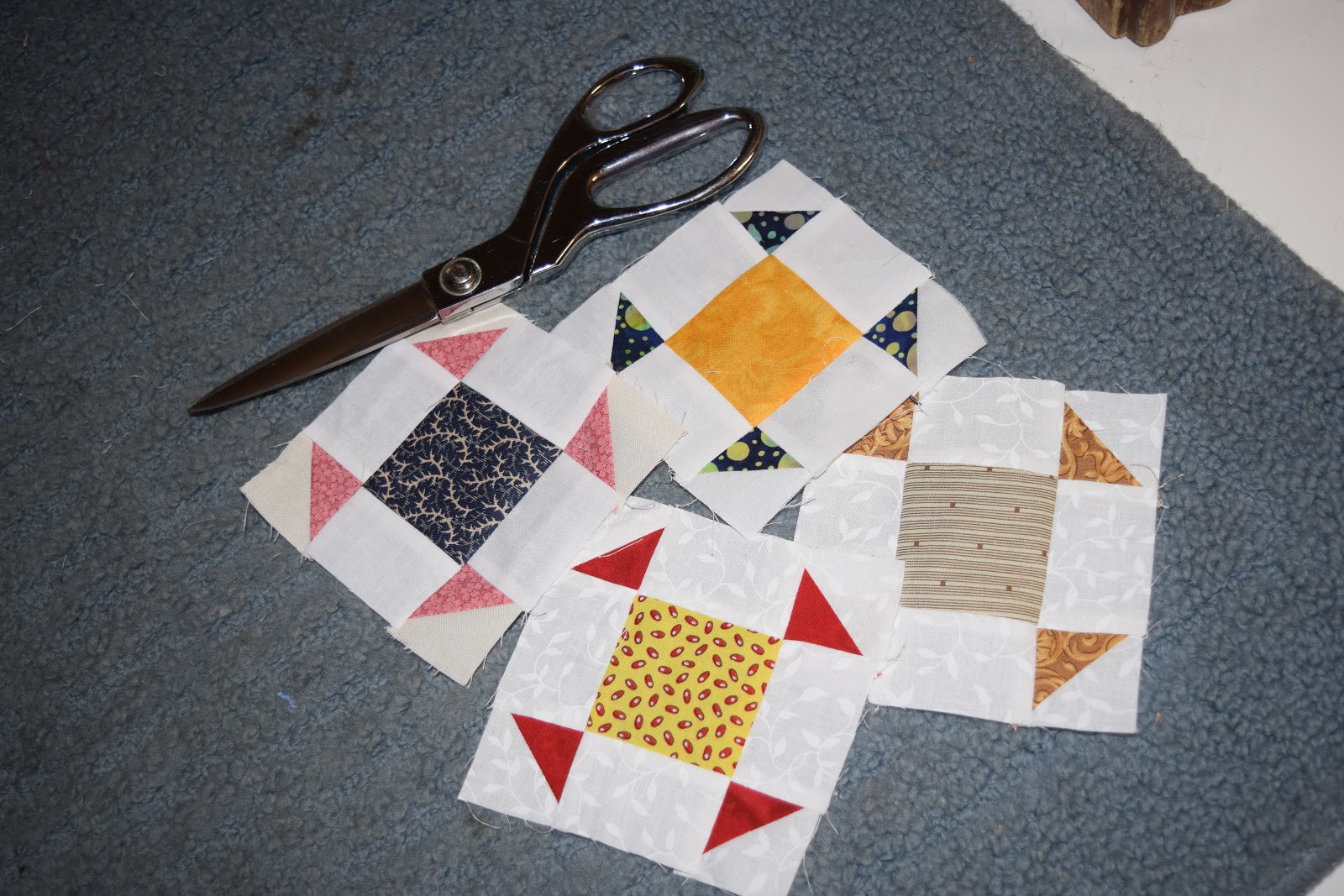 JulieKQuilts Quiltville leaders and enders