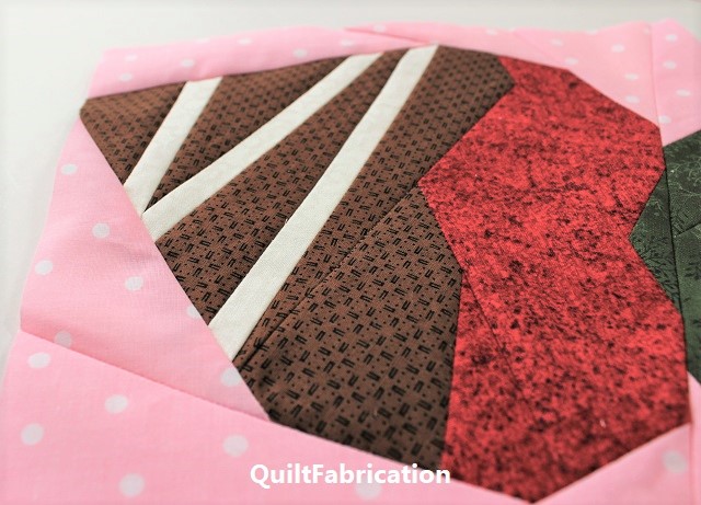 QuiltFabrication  Patterns and Tutorials: Freezer Paper Foundation Piecing