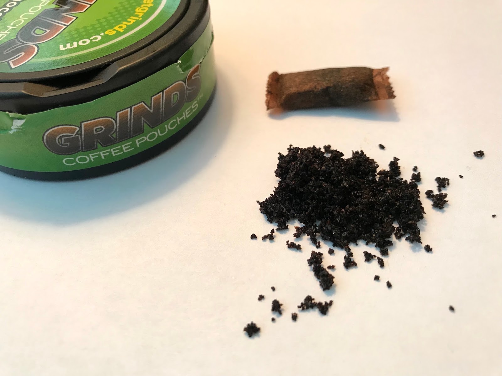 Grinds Cinnamon Roll (Coffee Pouches) Review. 7 January 2021.