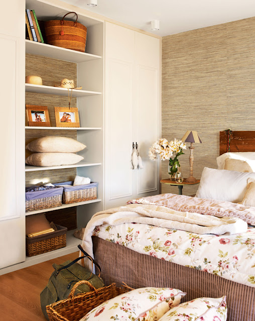 Decoração com azul marinho, casa de praia, casa confortável. Blog Achados de Decoração