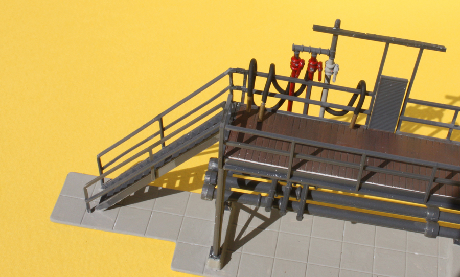 modeling the SP Tank car loading platforms, Part 4