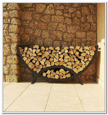 Icono Interiorismo: Como almacenar la leña de la chimenea dentro de casa