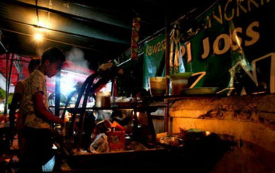 kopi joss angkringan Tugu