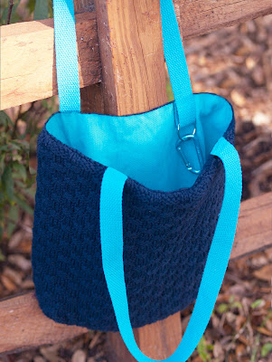 Southampton Book Bag knitting pattern by Moira Ravenscroft, Wyndlestraw Designs