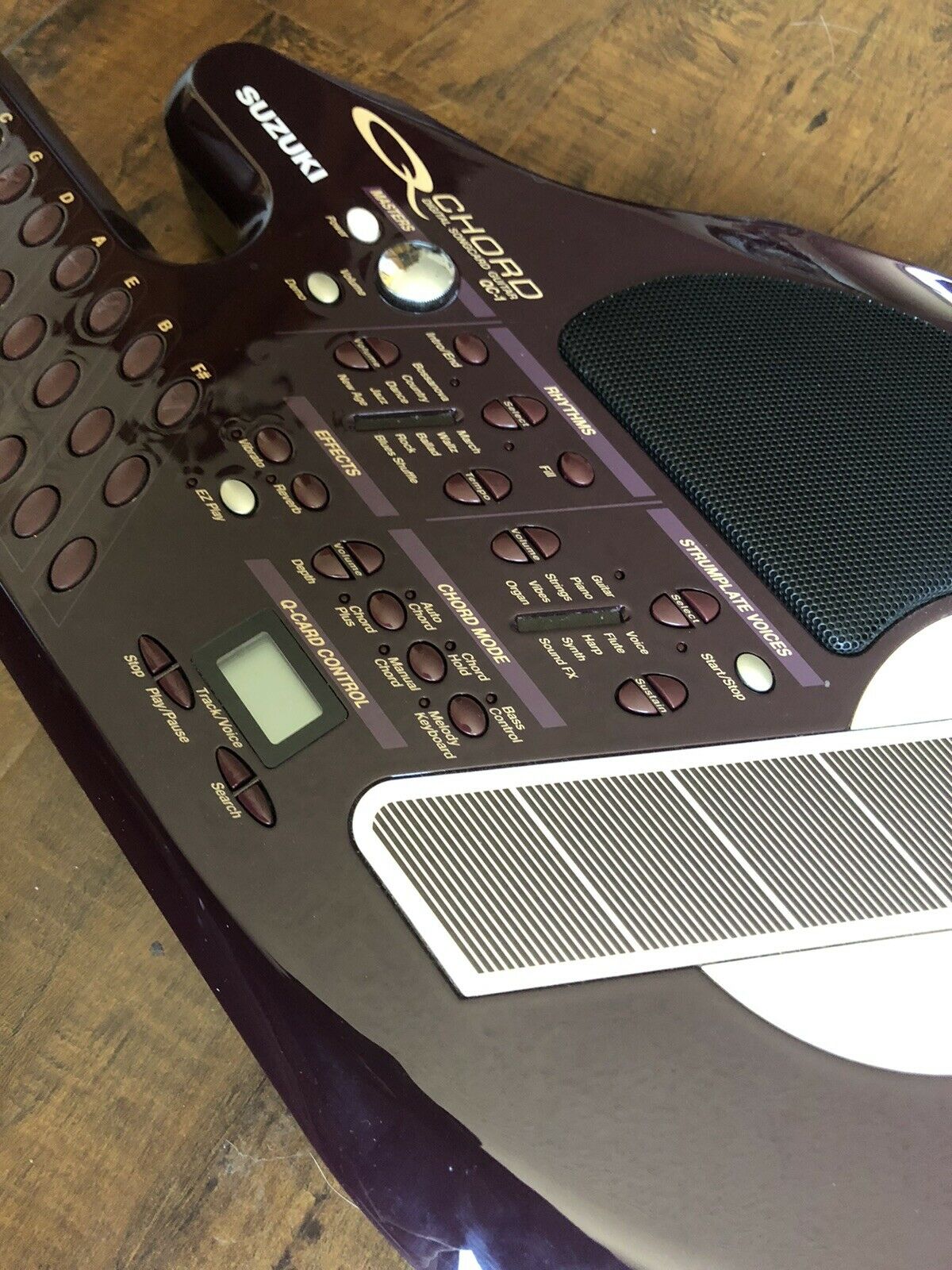 MATRIXSYNTH: Suzuki Q Chord QC-1 Omnichord Synth w/ Case & Carts