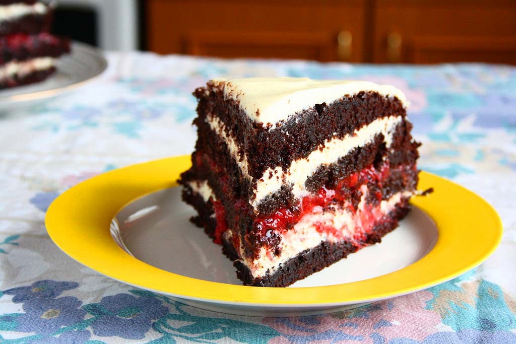 collecting memories Chocolate Layer Cake with White Chocolate Cream
