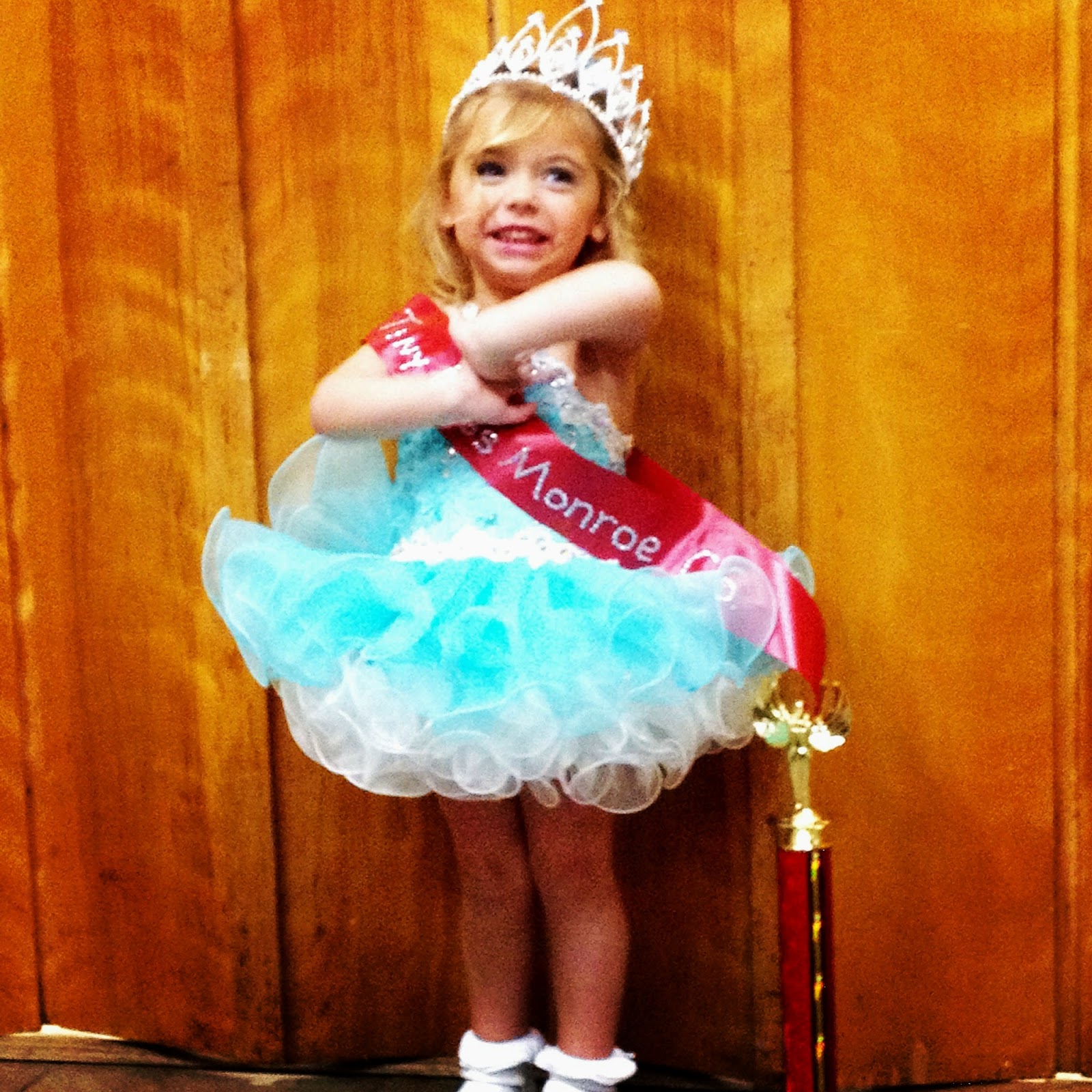 Bryleigh's World: Bryleigh Jean The Pageant Queen Screams 